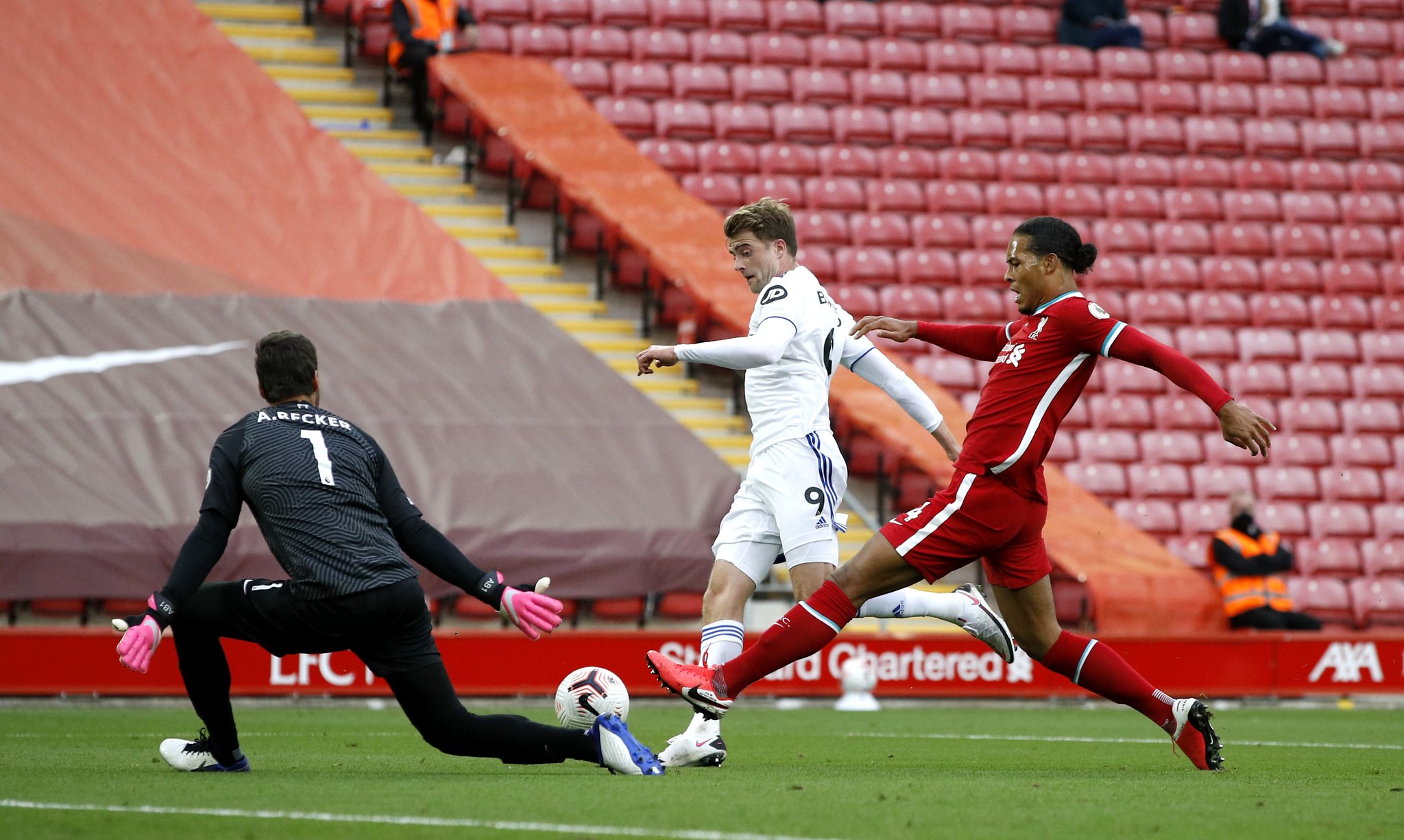 西前锋马克 西前锋马克